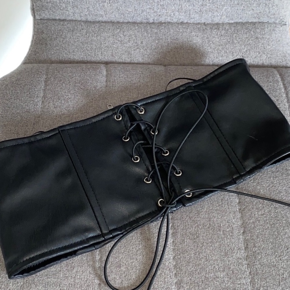 Meshki Black Faux Leather Corset XS/S